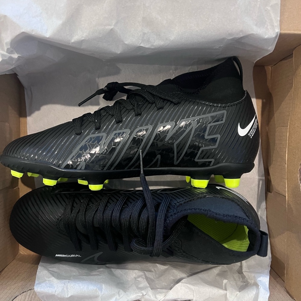 Mercurial Superfly 9 Club MG 'Shadow Pack'